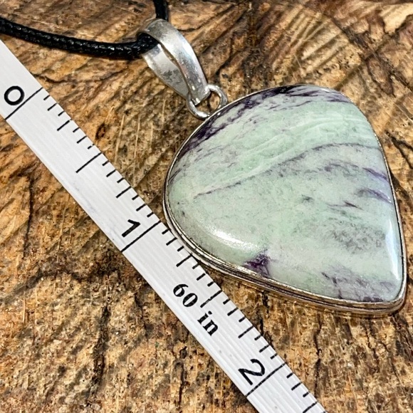 Kammererite Pendant 2” - Picture 9 of 11